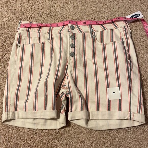 Old Navy | Mid Rise Stripe Jean Short - Picture 5 of 5